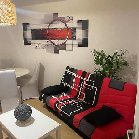 Appartement Complet Hyper Centre Auxerre Exterior photo