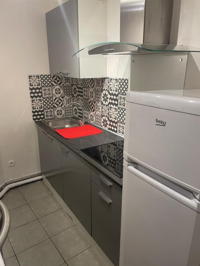 Appartement Complet Hyper Centre Auxerre Exterior photo